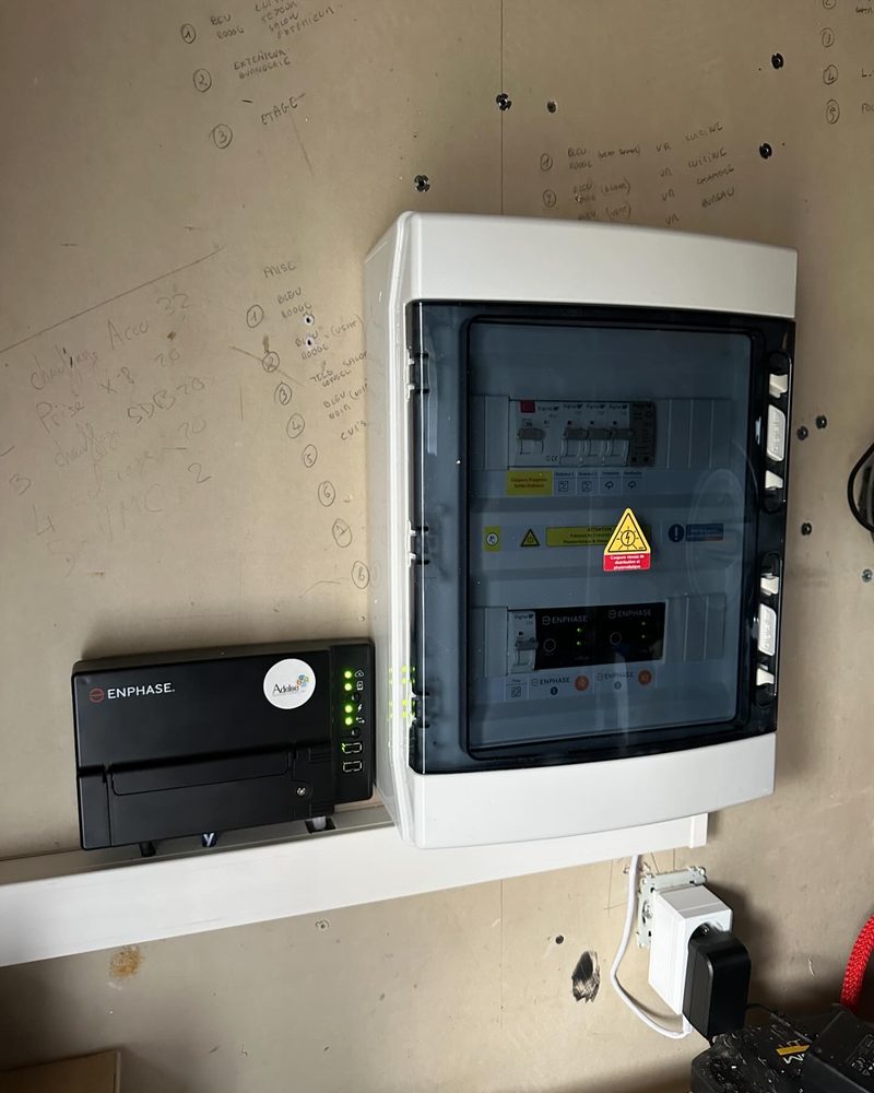 Coffret Enphase + passerelle ADELSE